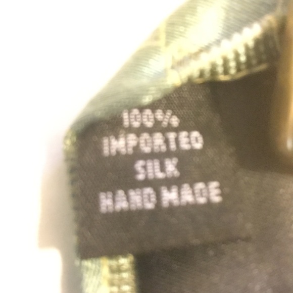 KENNETH COLE REACTION - Picture 3 of 3